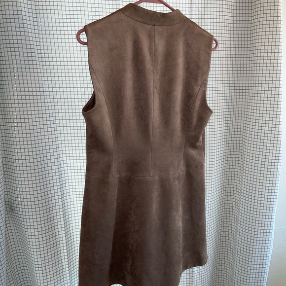 BCBG MAXAZRIA Small Brown Suede Vest Wrap Dress - Picture 11 of 11